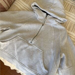 Lululemon Scuba Half-Zip Hoodie – Light Gray – Cozy & Oversized XS/S